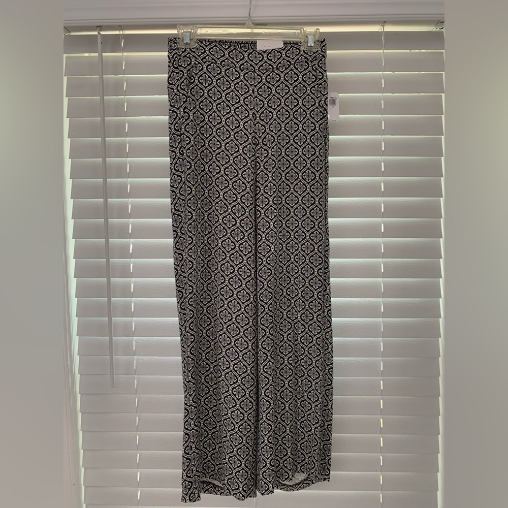 Old Navy - Navy Blue and White Wide Leg Pants